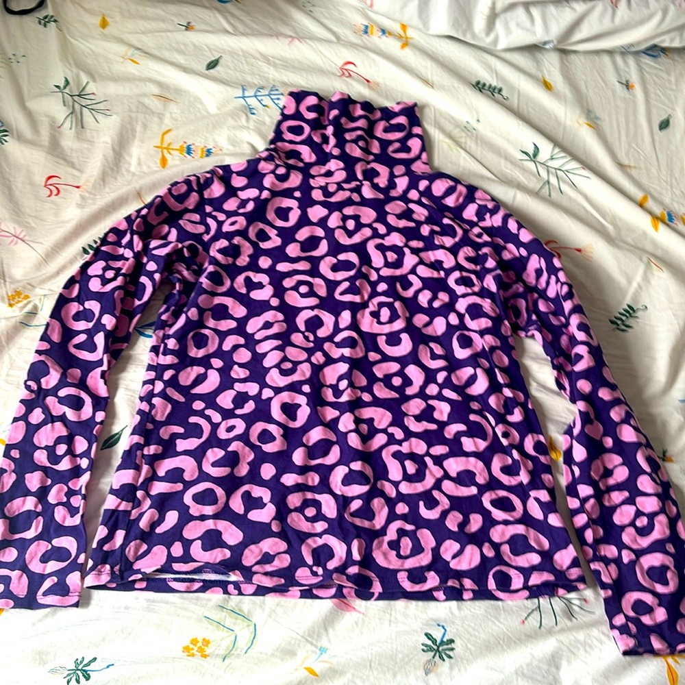 NWOT Nooworks Cheetah Print Turtleneck Top